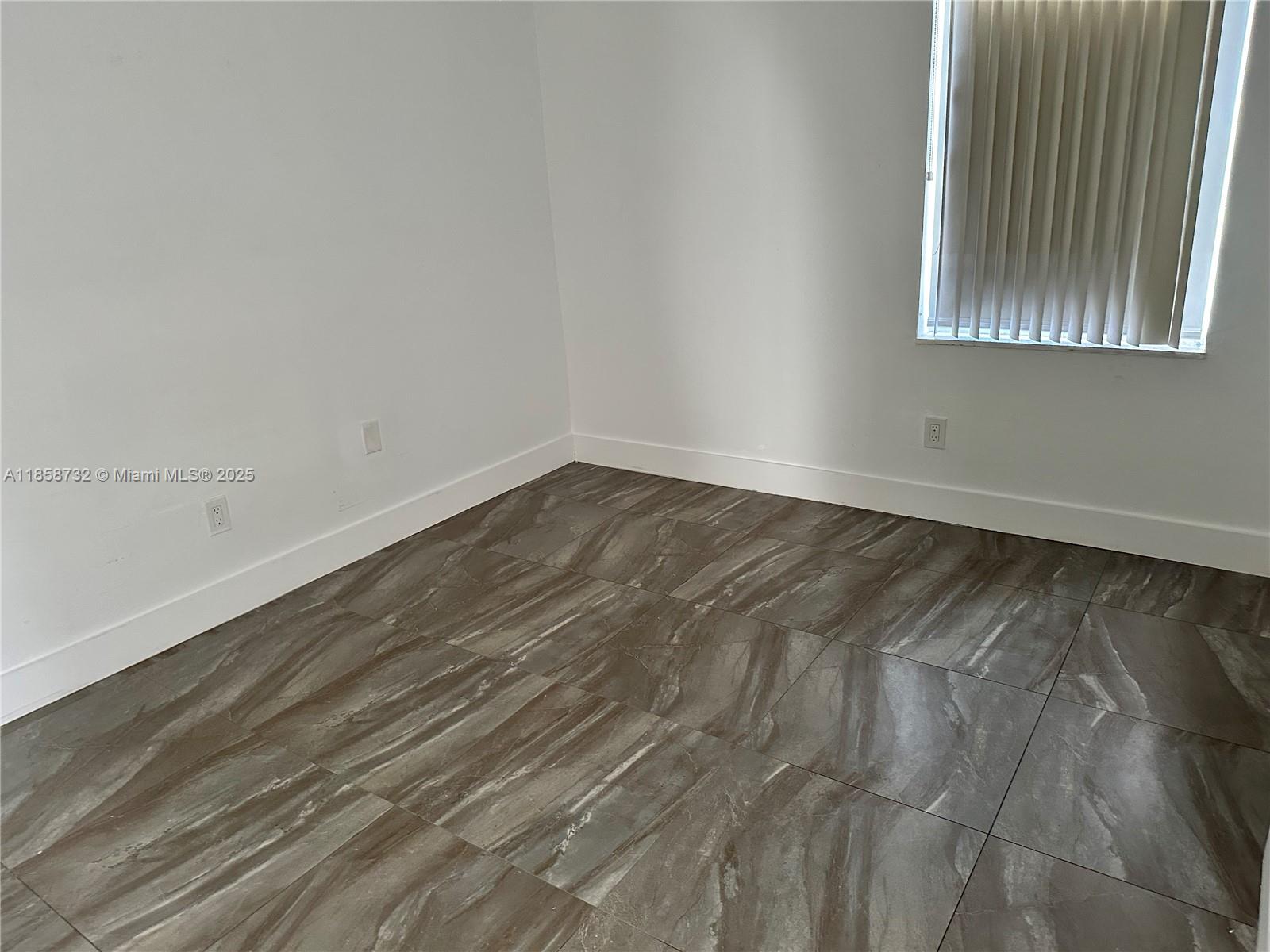 6820 W Flagler St # 411