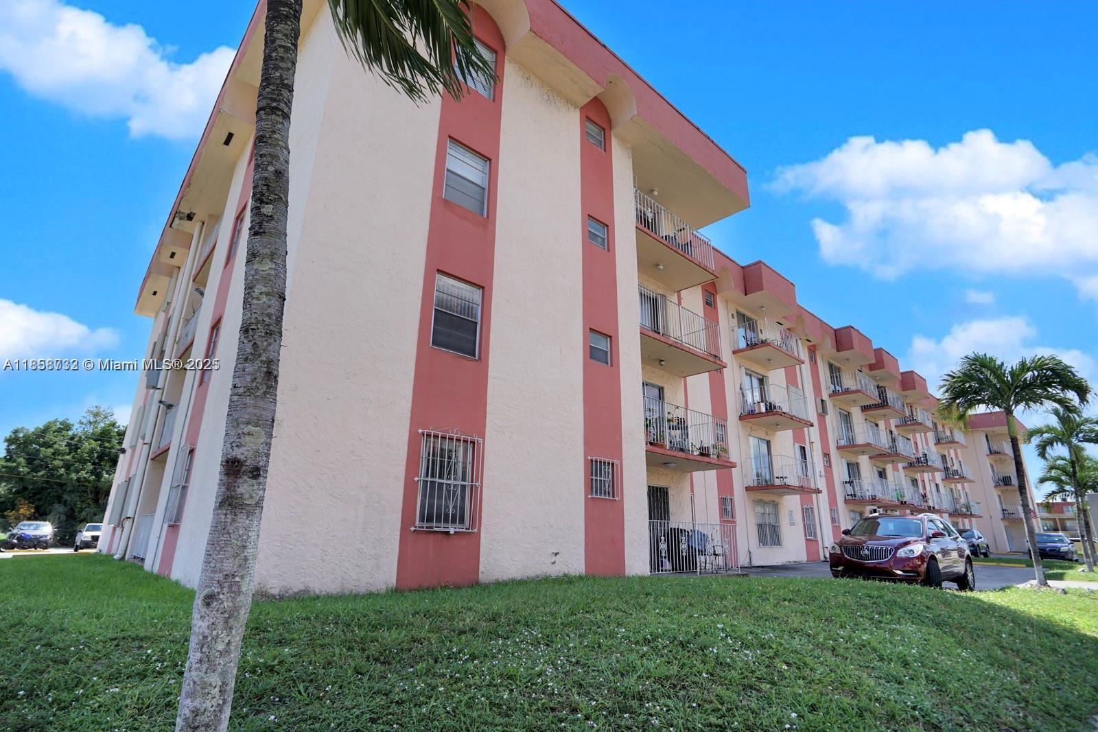 6820 W Flagler St # 411