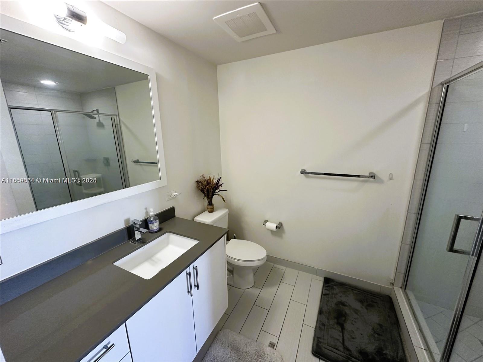 999 SW 1st Ave # 2910