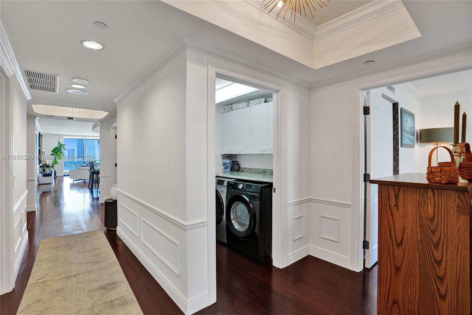 6000 Island Blvd. # 1802
