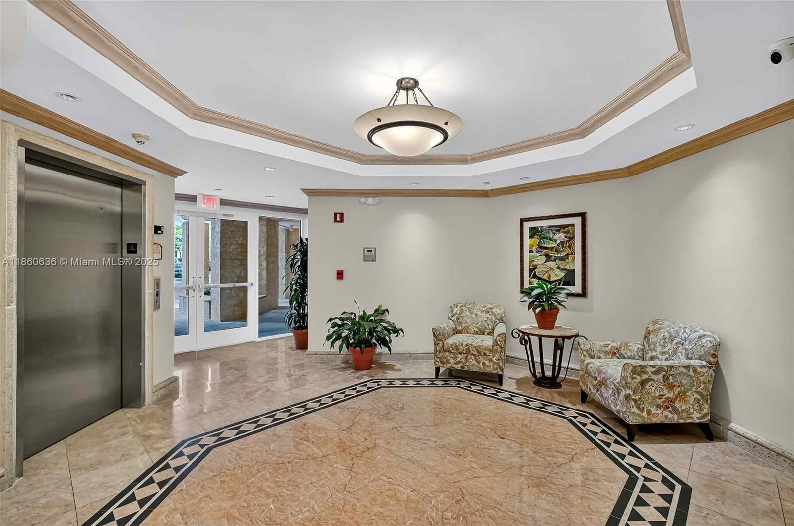 715 Crandon Blvd # 5 Unit: PH-5