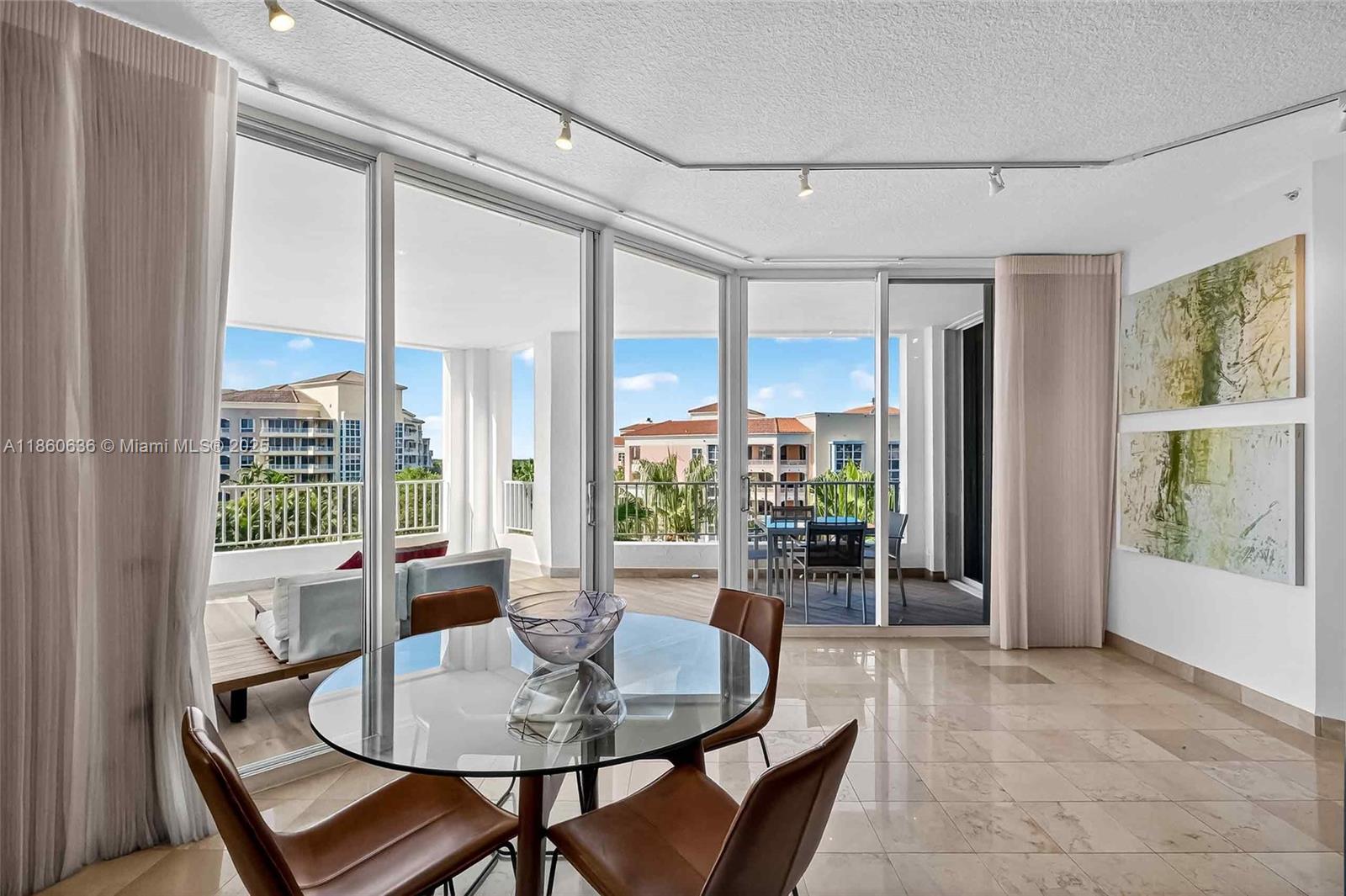 715 Crandon Blvd # 5 Unit: PH-5