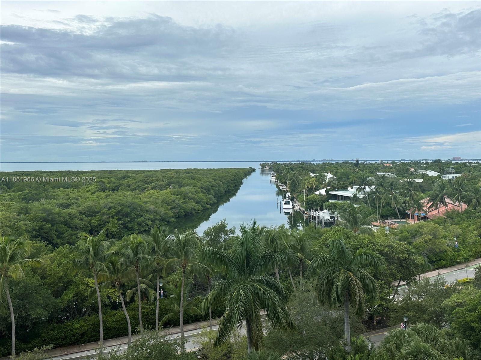 1121 Crandon Blvd # D703