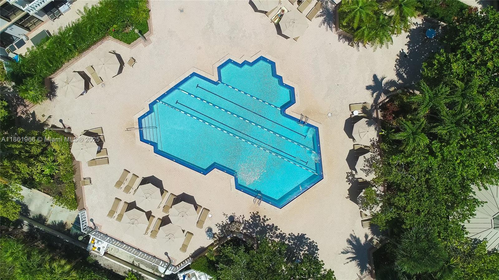 1121 Crandon Blvd # D703