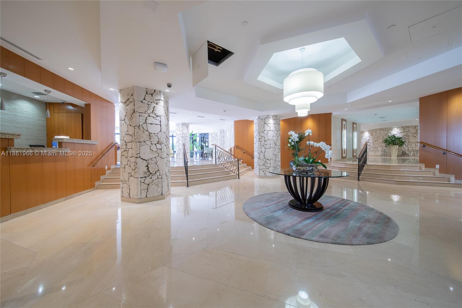 1121 Crandon Blvd # D703