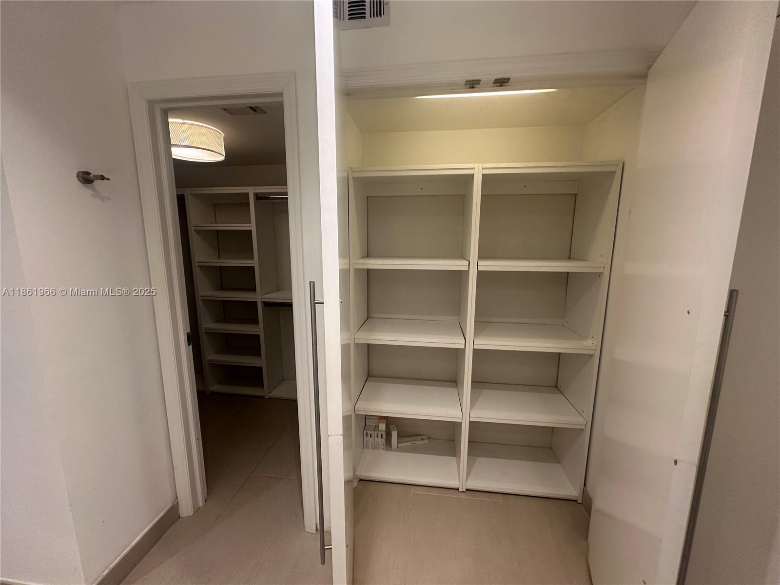 1121 Crandon Blvd # D703