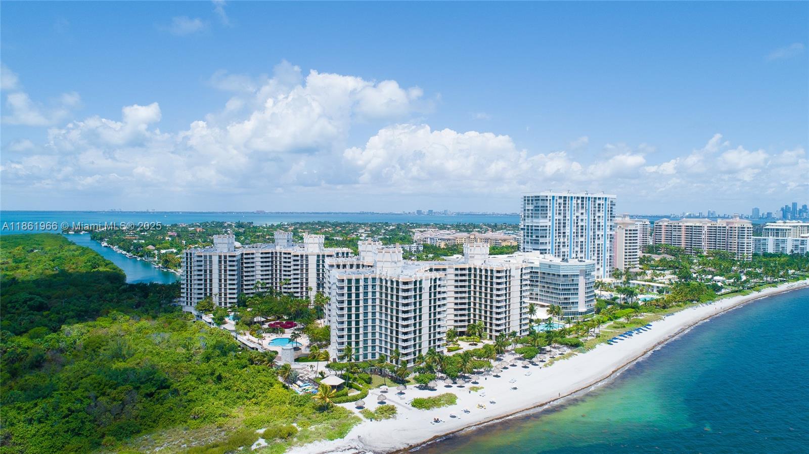 1121 Crandon Blvd # D703