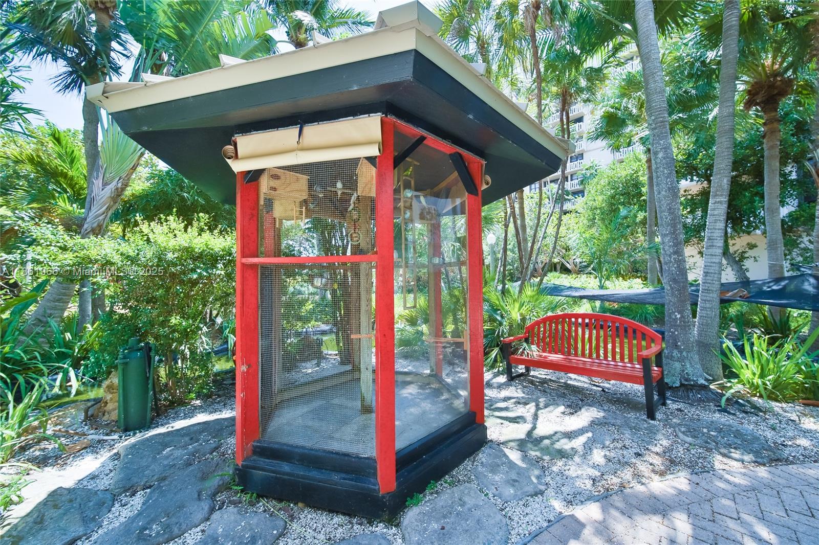 1121 Crandon Blvd # D703