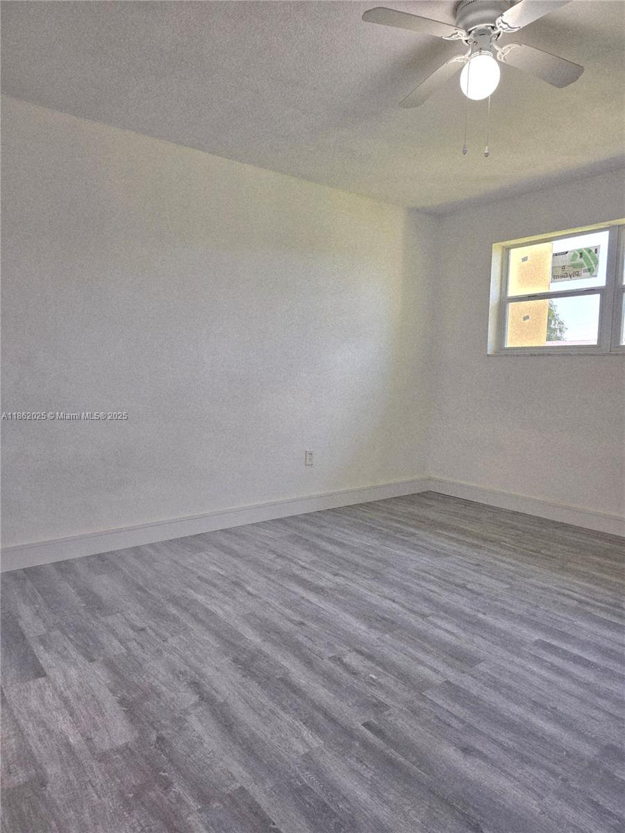 2940 NE 203rd St # C101