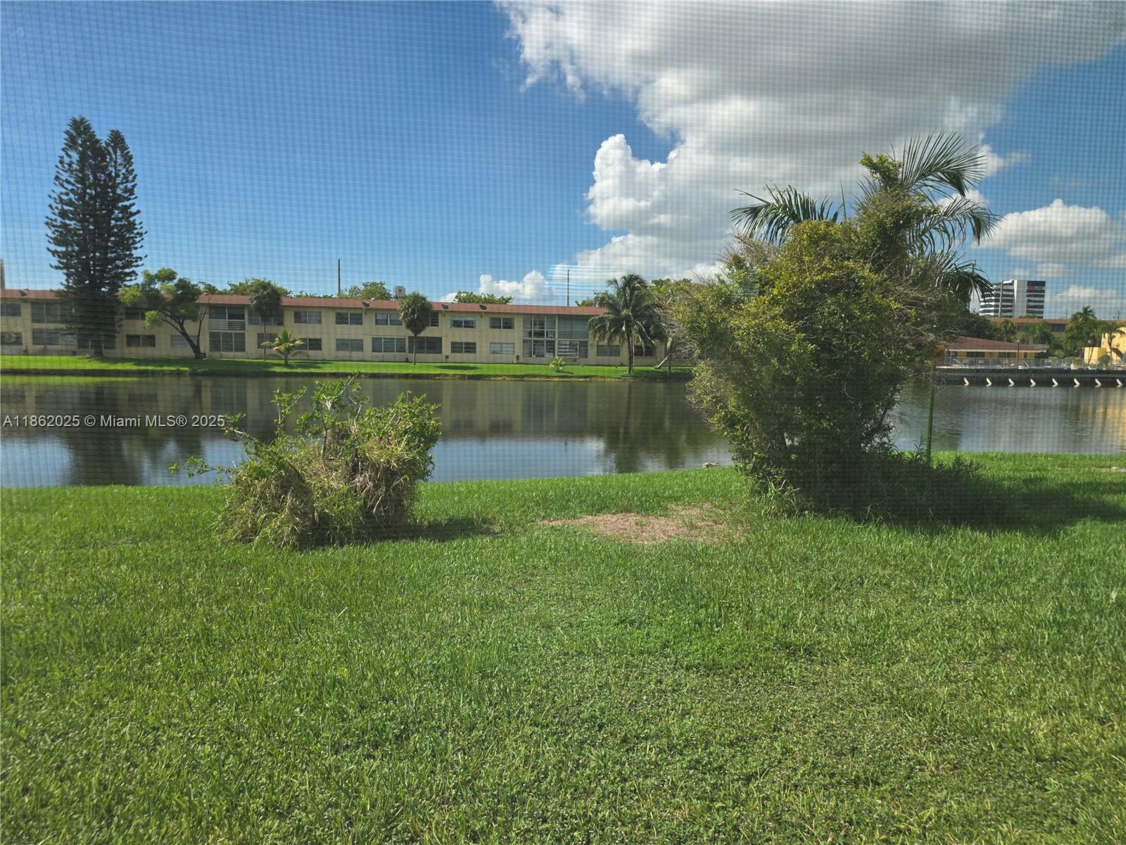 2940 NE 203rd St # C101