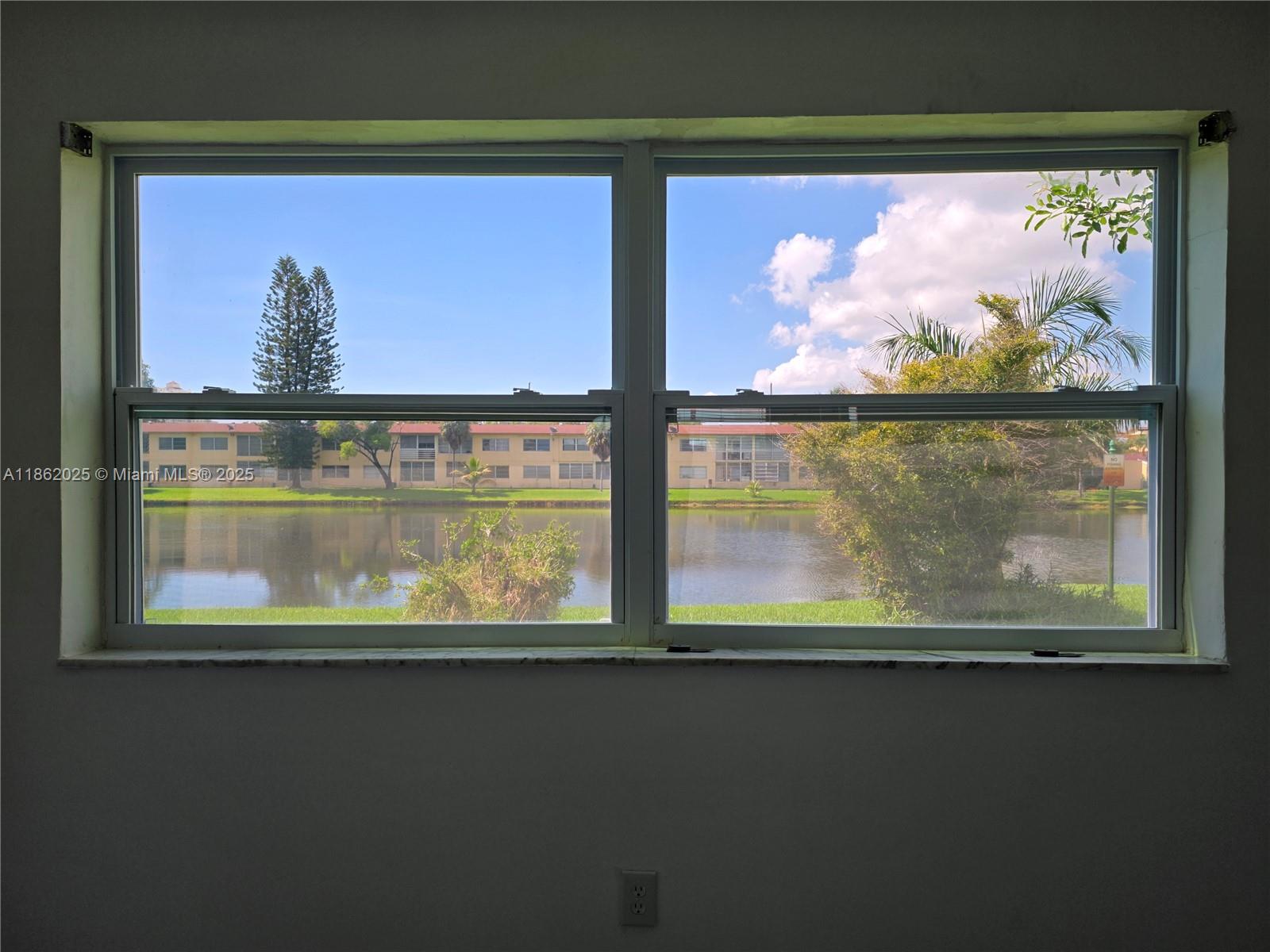 2940 NE 203rd St # C101