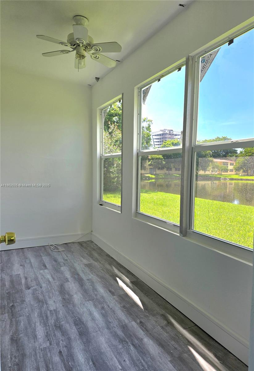 2940 NE 203rd St # C101