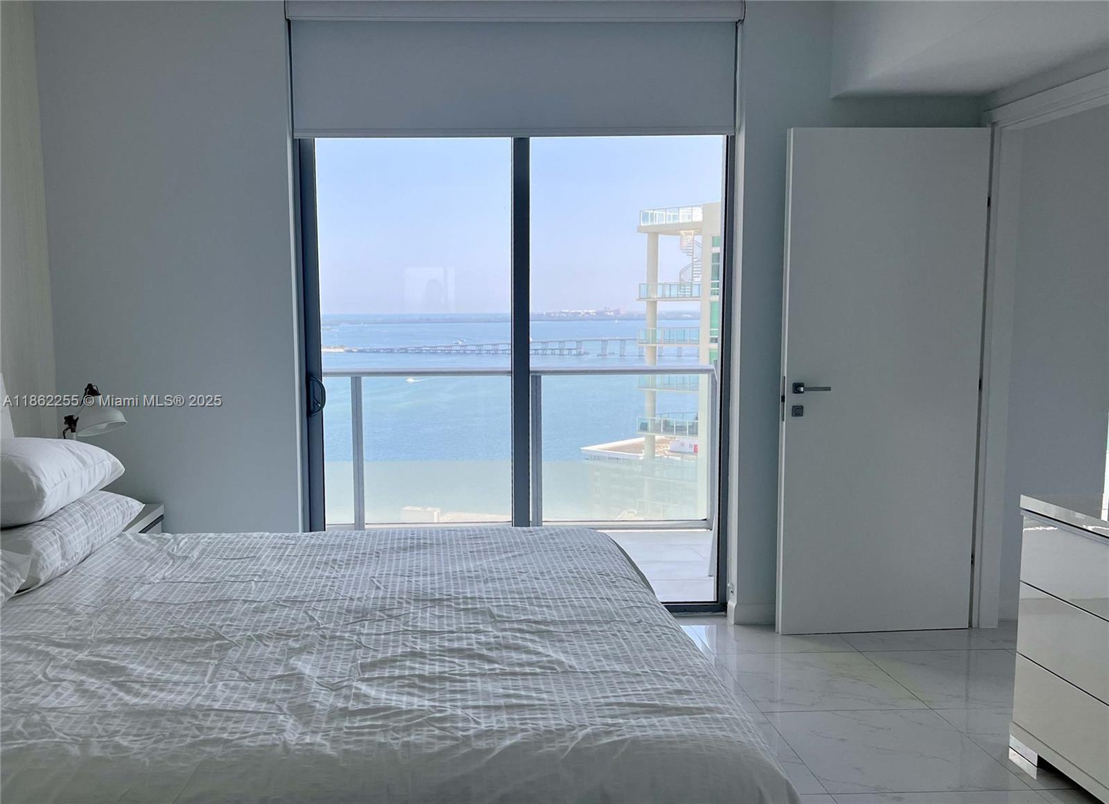 1300 Brickell Bay Dr # 2608