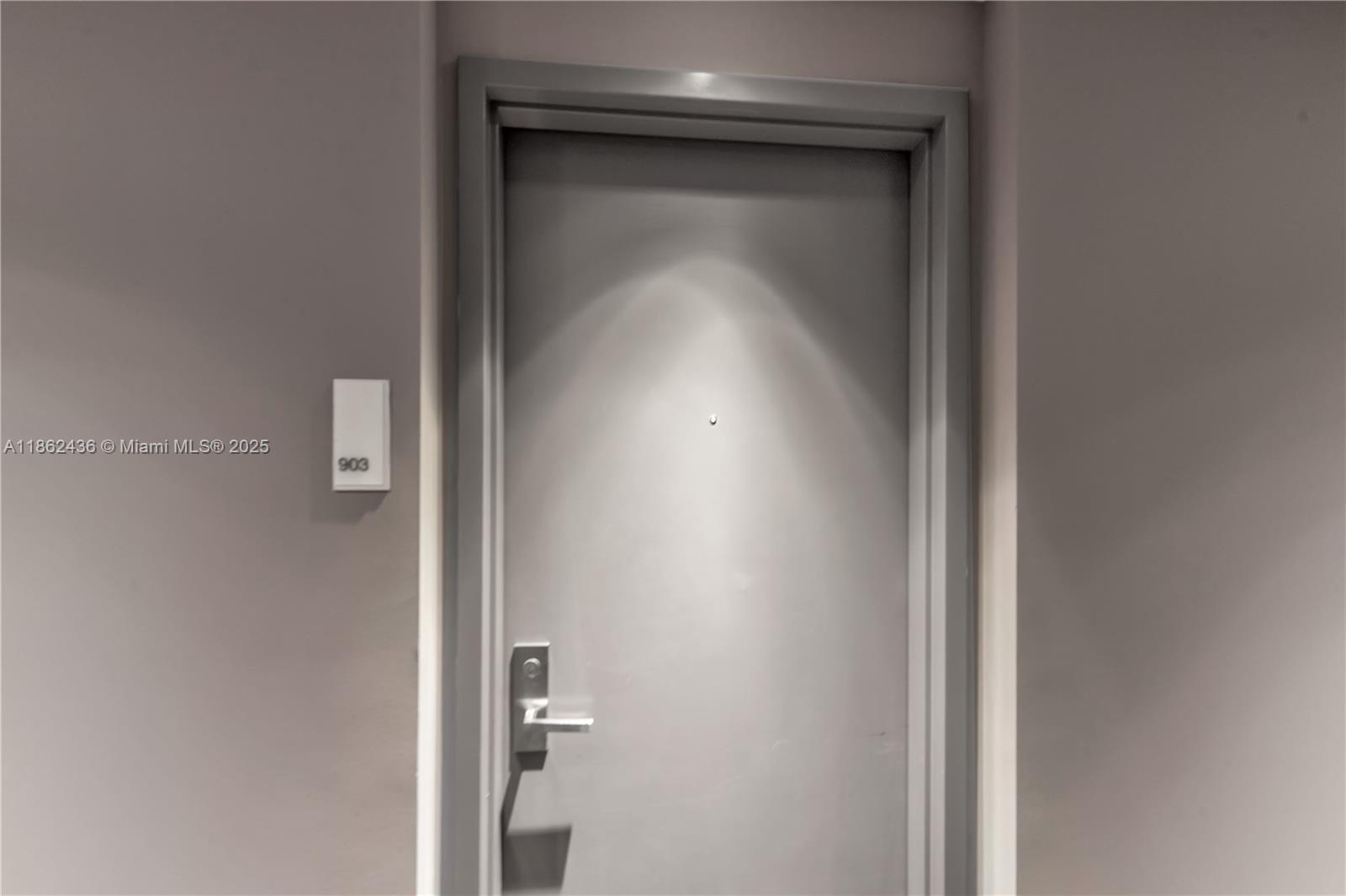 1300 Brickell Bay Dr # 903