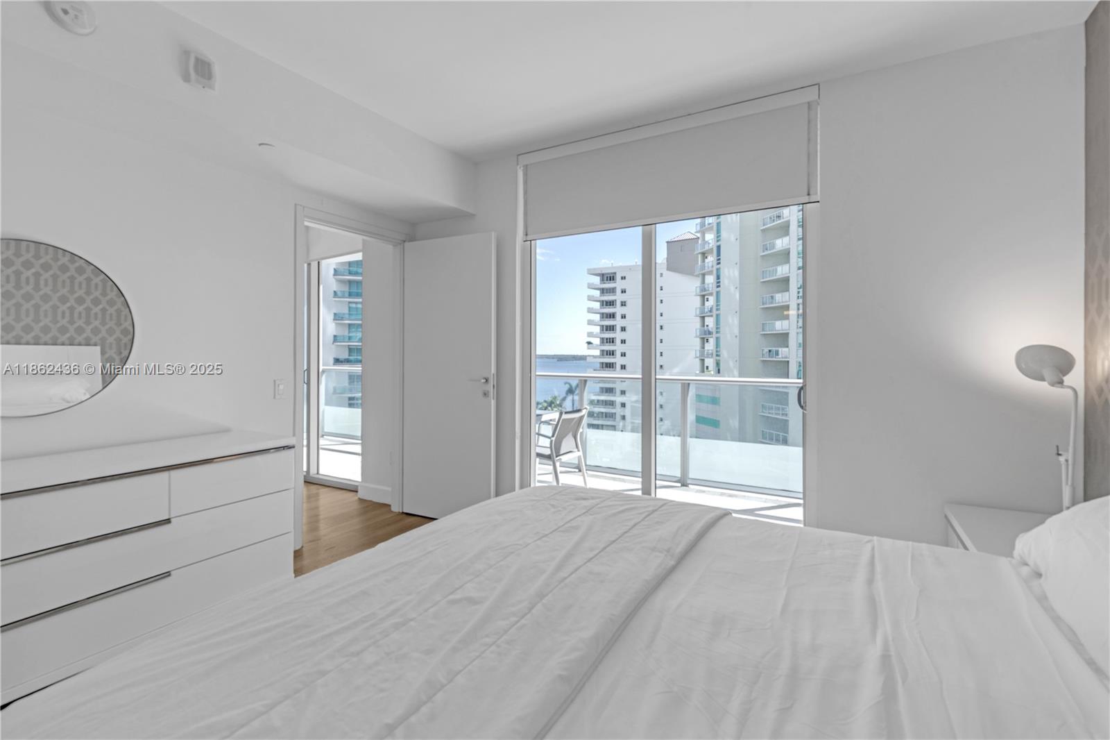 1300 Brickell Bay Dr # 903