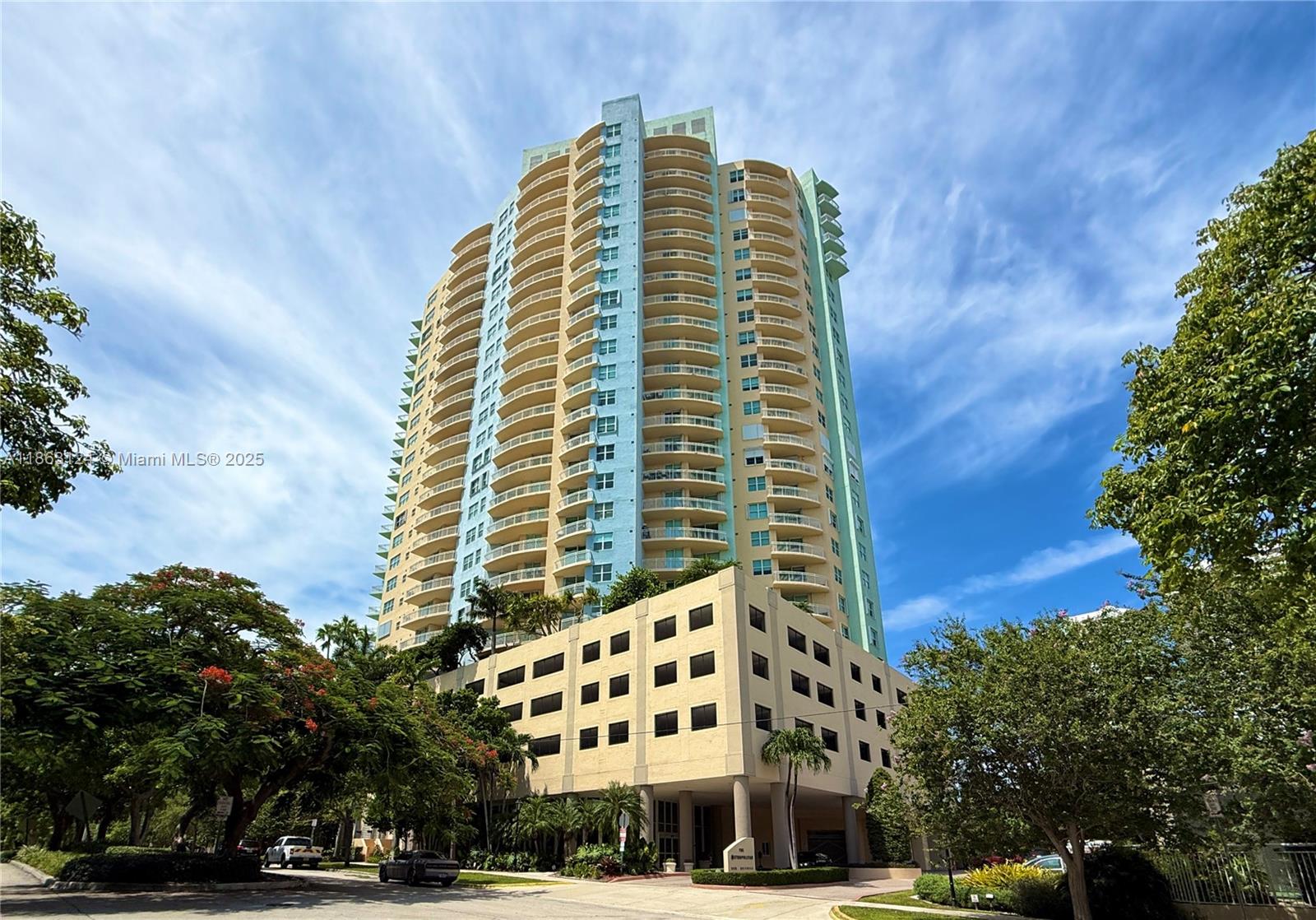 2475 Brickell Ave # 2610
