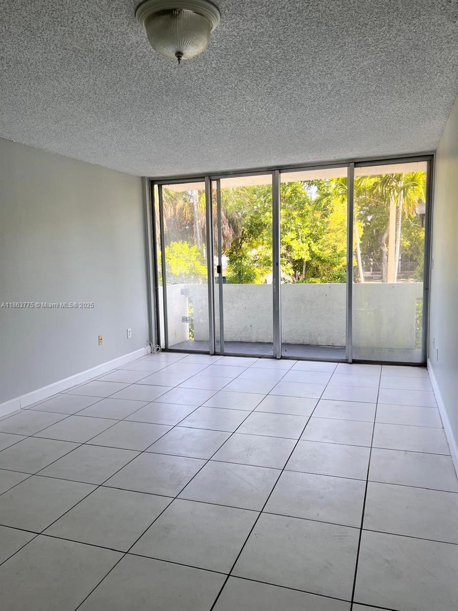 2150 SW 16th Ave # 206