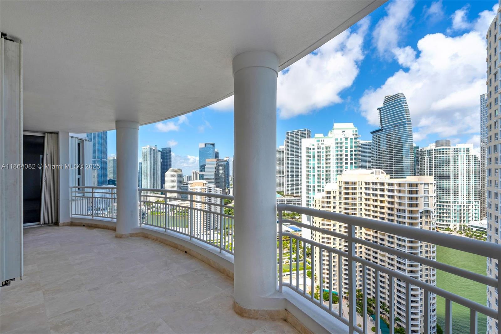 808 Brickell Key Dr # 3205