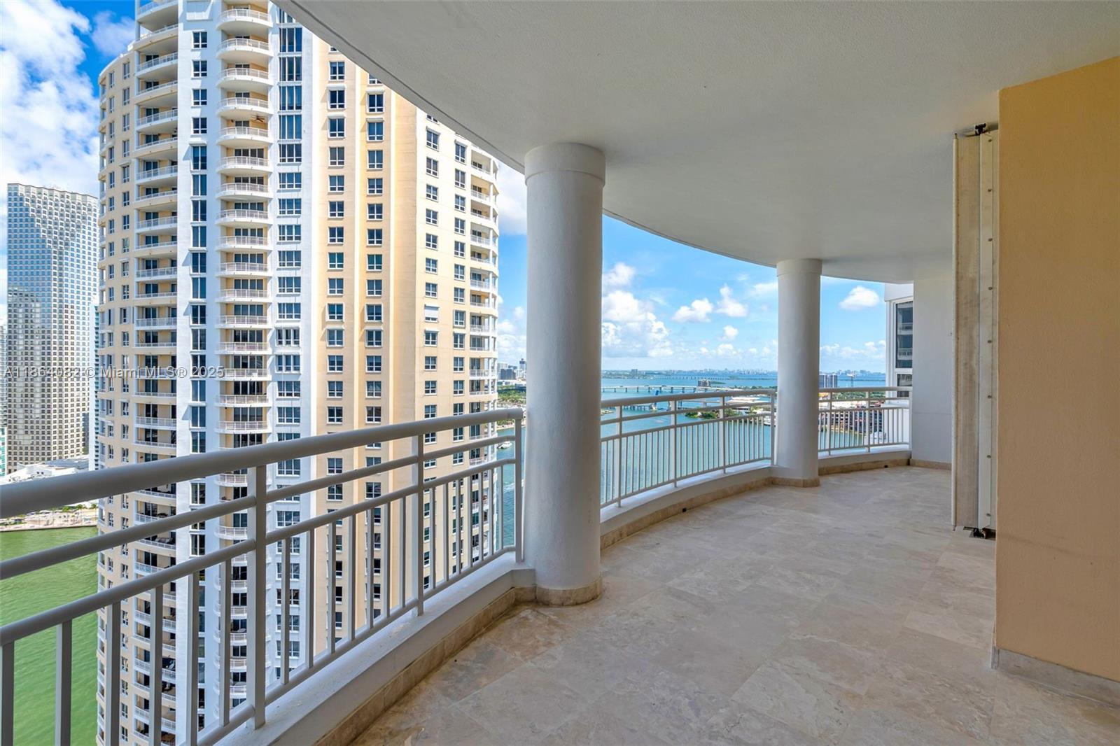 808 Brickell Key Dr # 3205