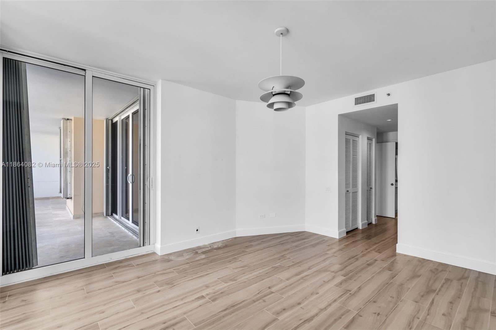 808 Brickell Key Dr # 3205