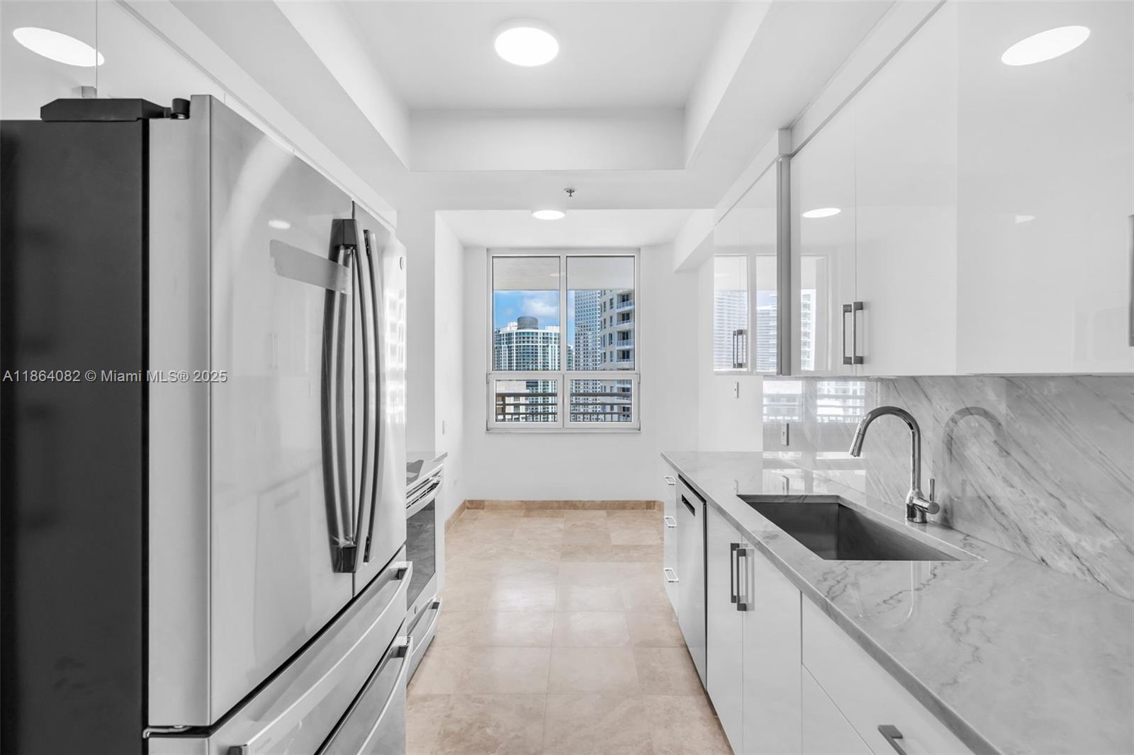 808 Brickell Key Dr # 3205