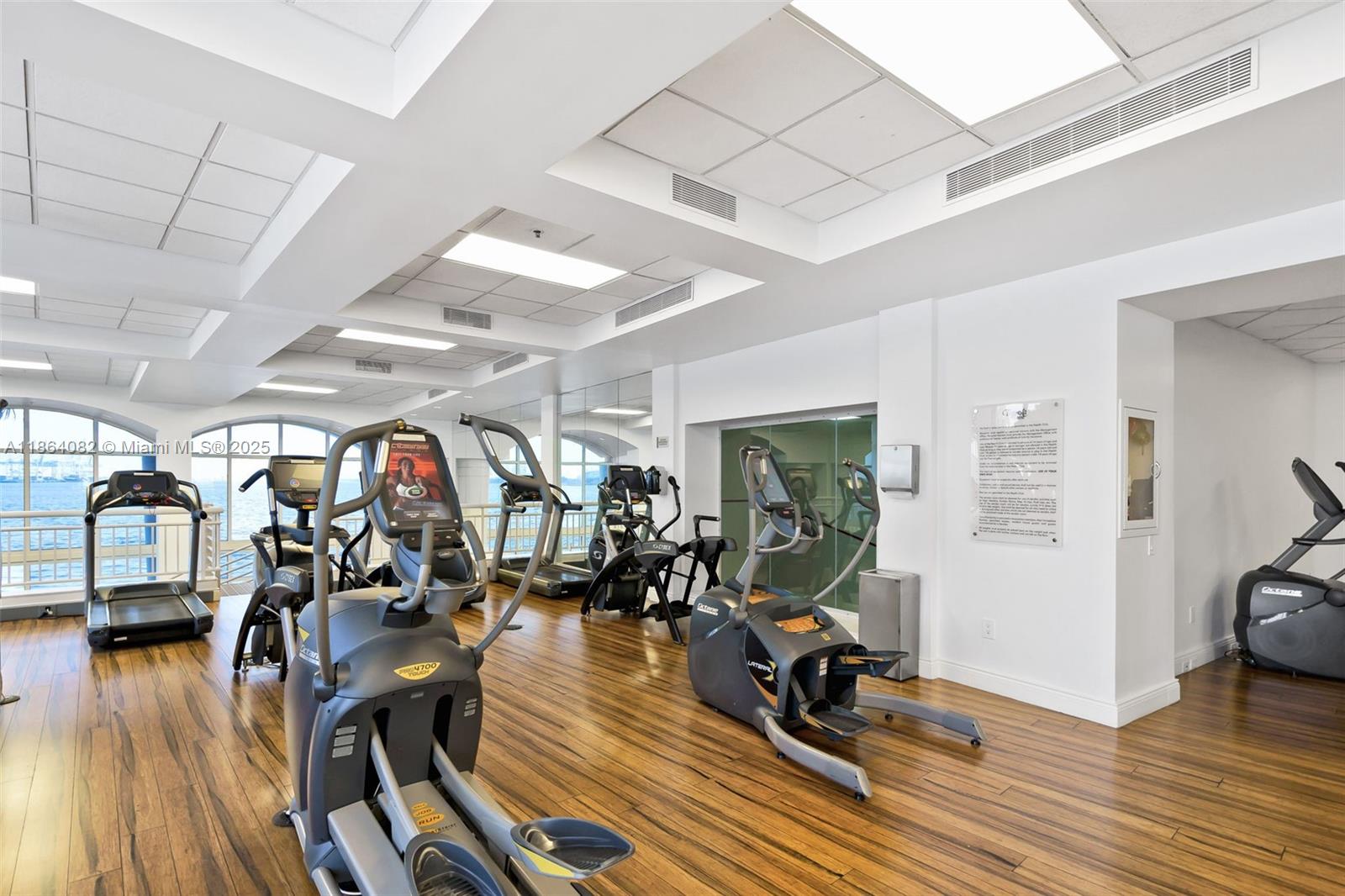 808 Brickell Key Dr # 3205