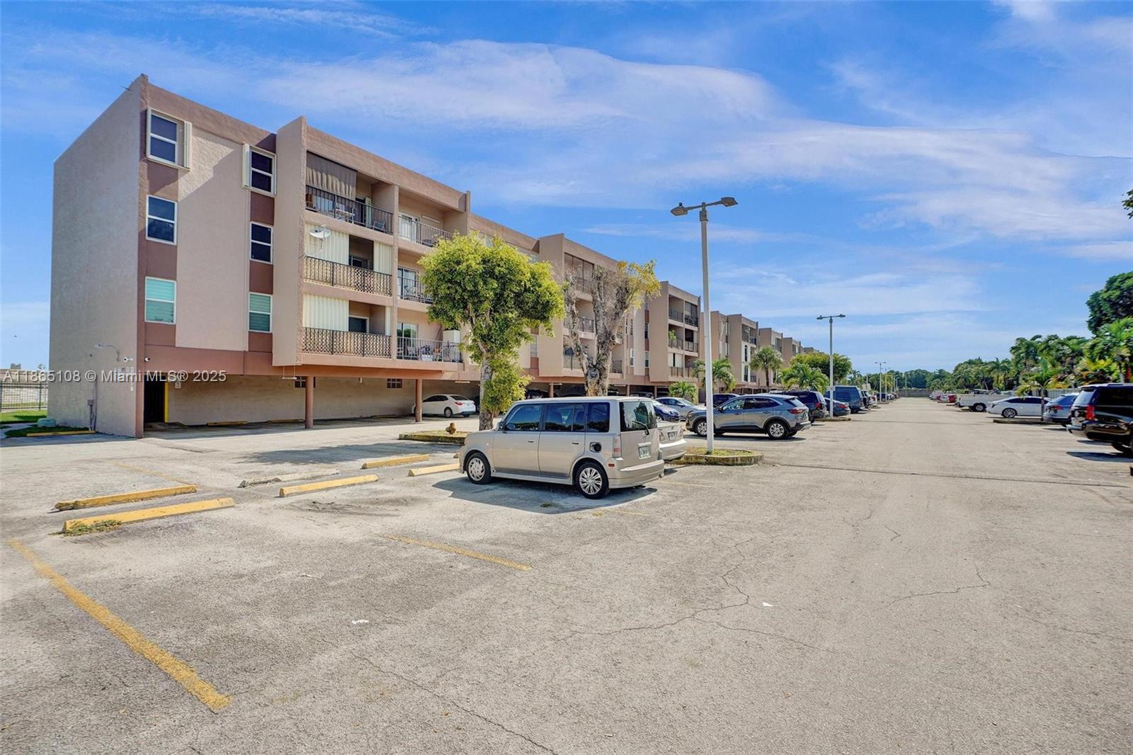 1900 W 68th St # C203