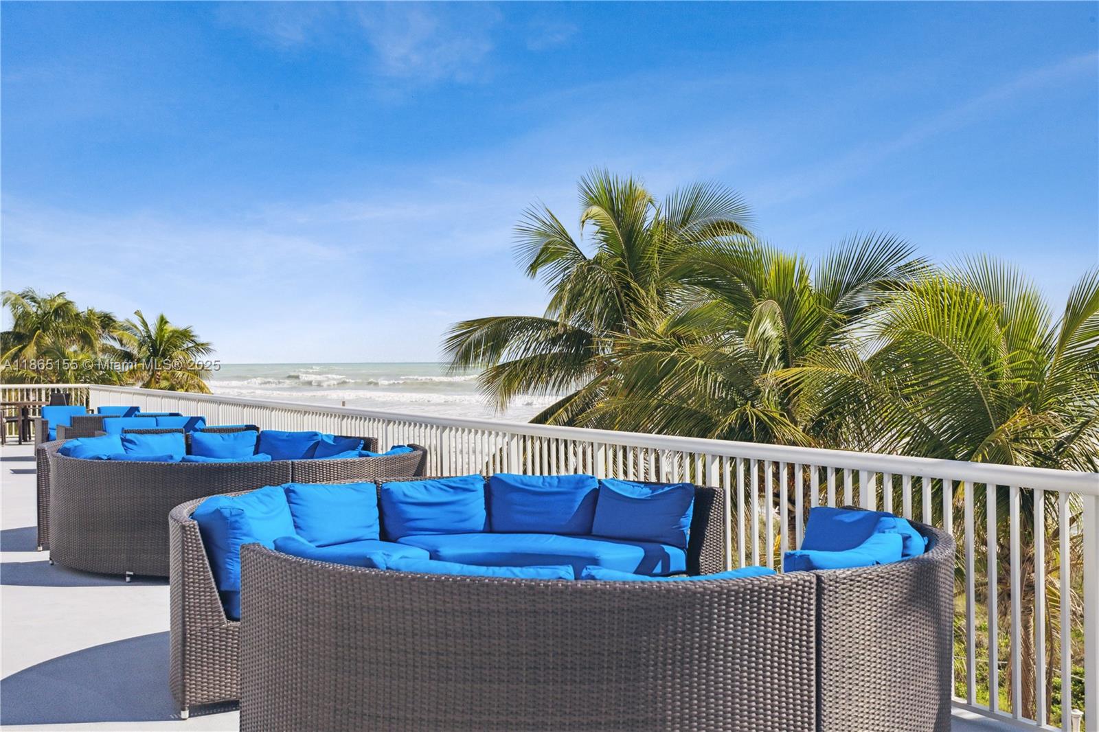 5401 Collins Ave # 1020