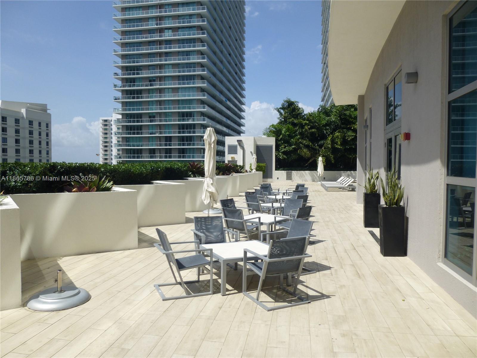1100 S Miami Ave Unit: 2101