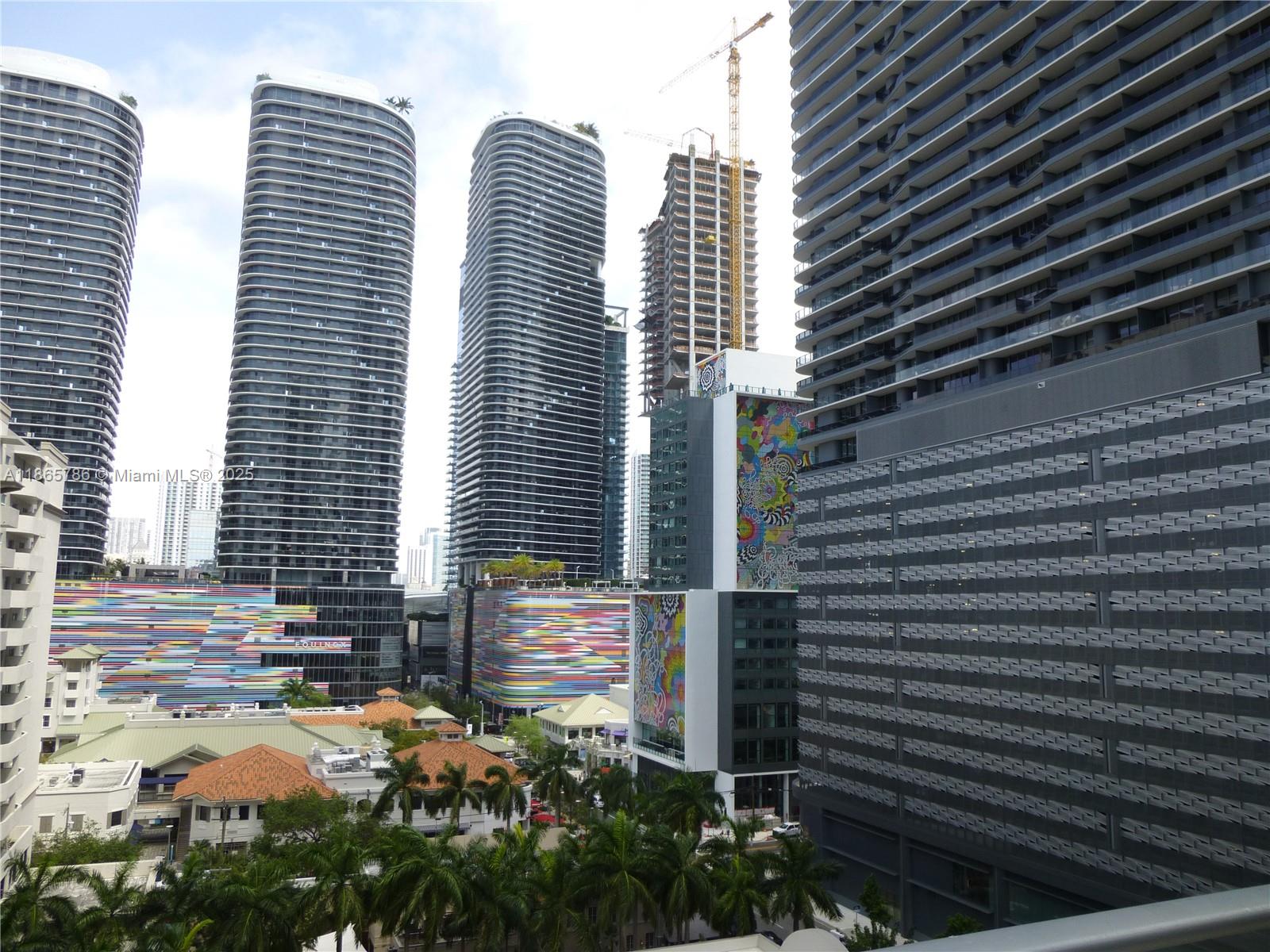 1100 S Miami Ave Unit: 2101