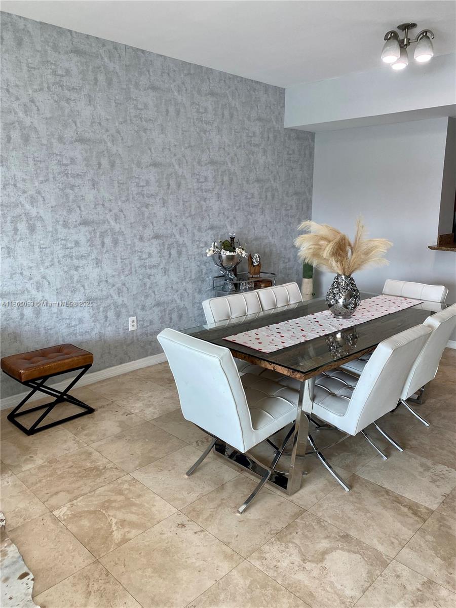 3330 NE 190th St # 1416