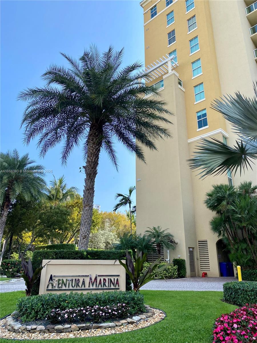 3330 NE 190th St # 1416