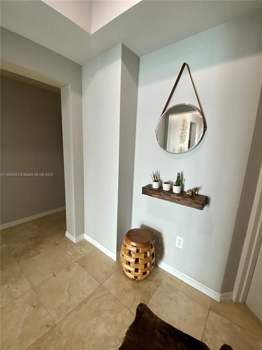 3330 NE 190th St # 1416