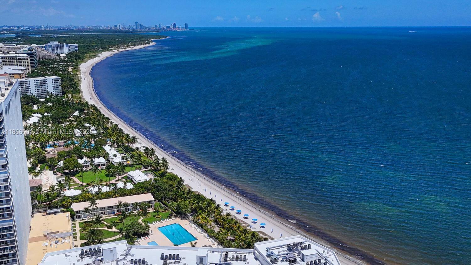 265 Grapetree Dr # 110