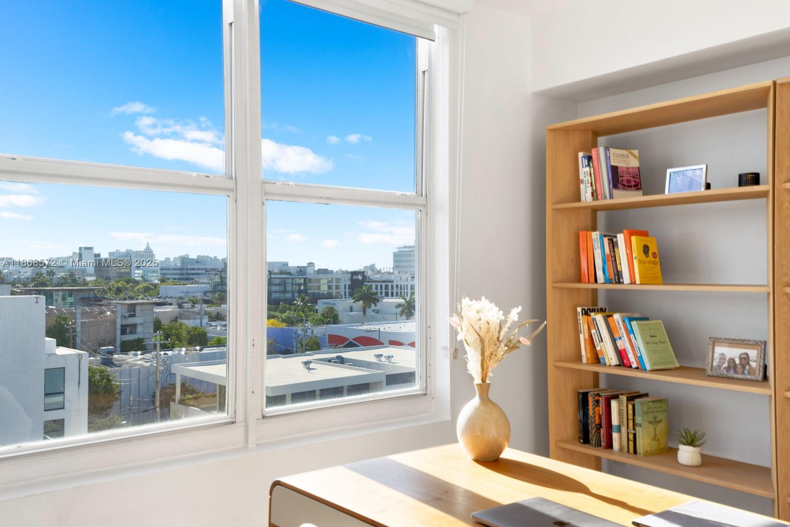 1800 Sunset Harbour Dr # 803