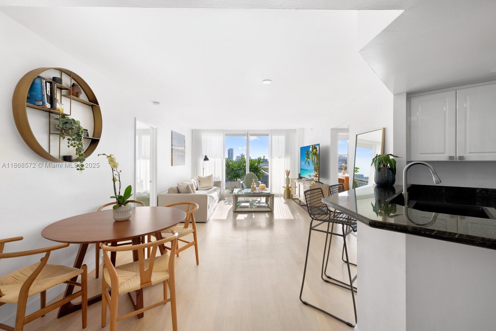 1800 Sunset Harbour Dr # 803