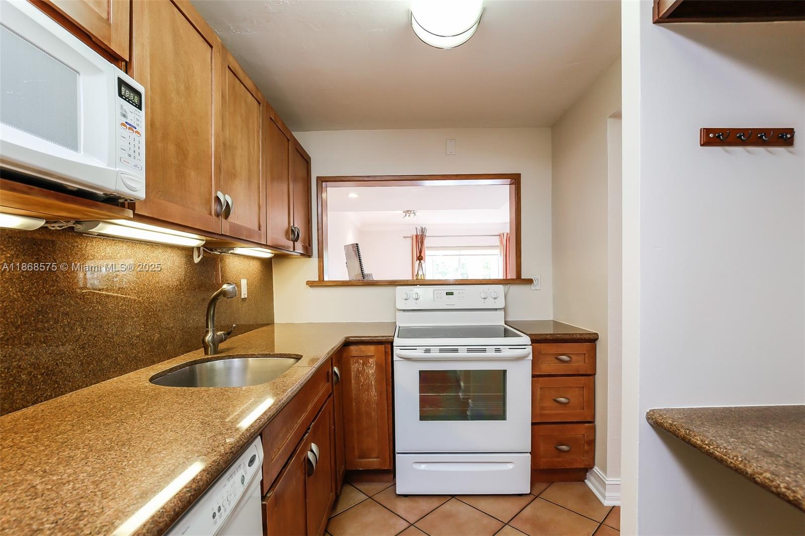 8650 SW 67th Ave # 1021