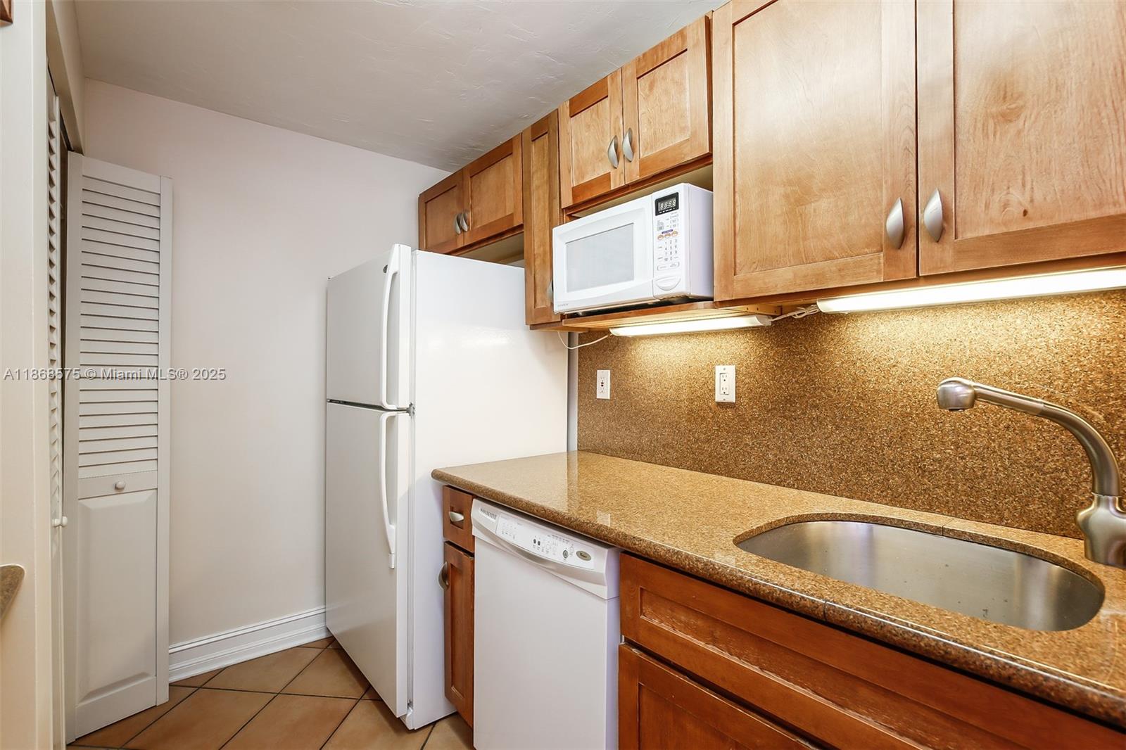 8650 SW 67th Ave # 1021