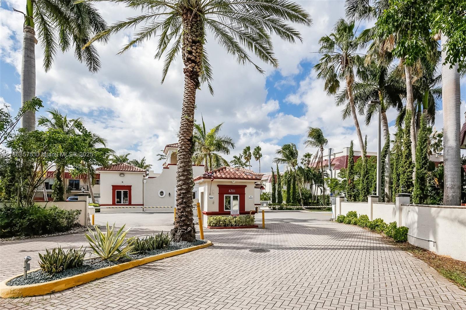 8650 SW 67th Ave # 1021