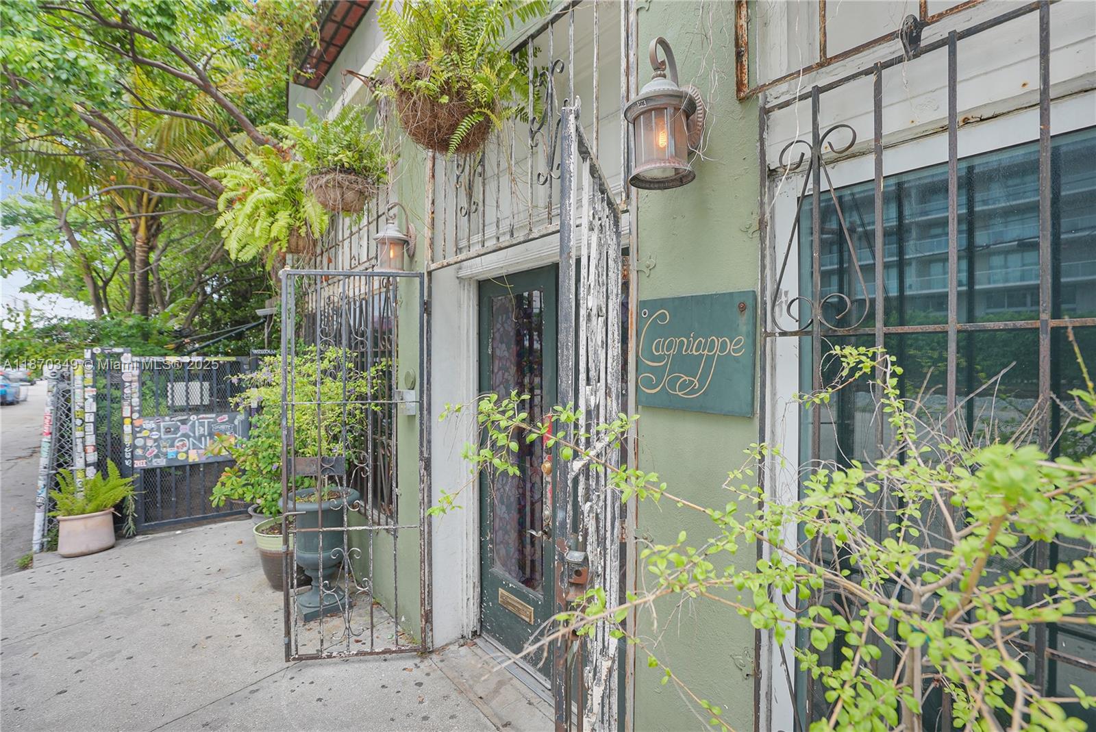 3250 NE 1st Ave # 705