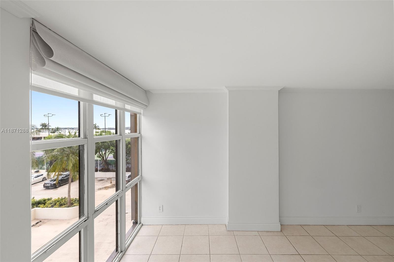 1915 Brickell Ave # C405