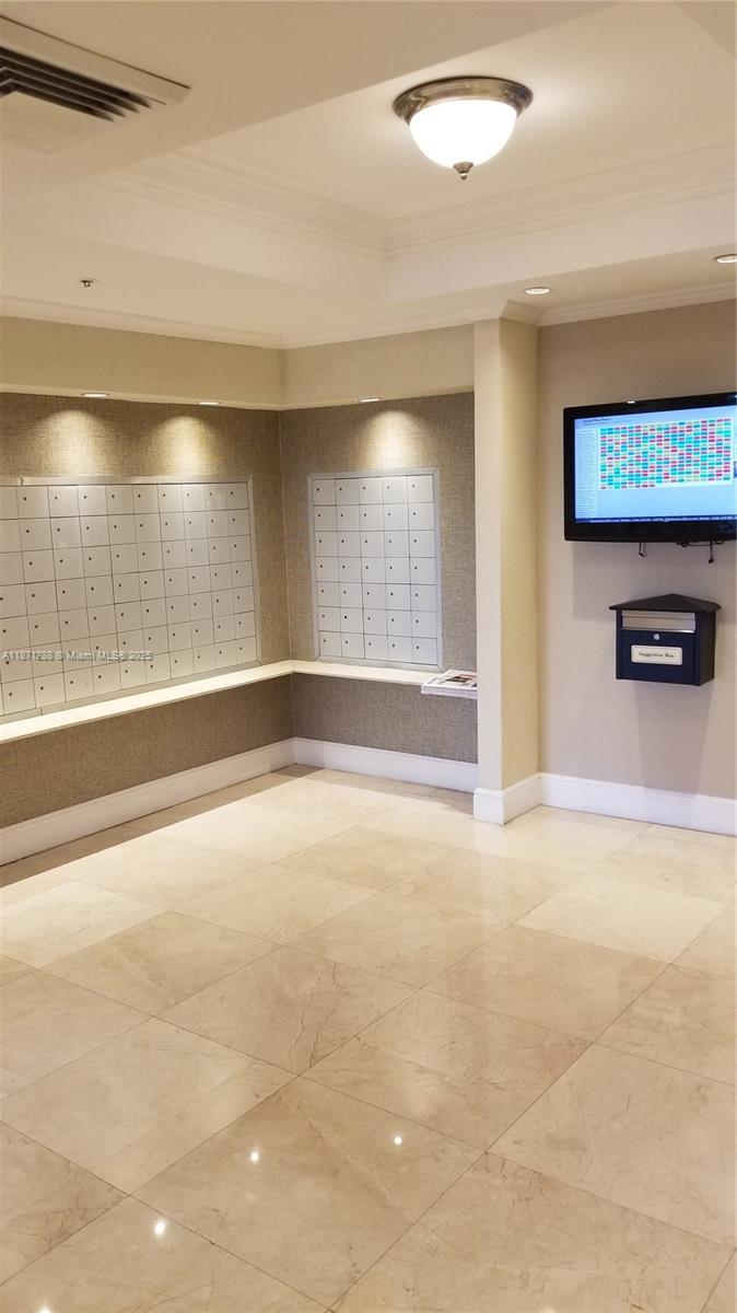 1915 Brickell Ave # C405