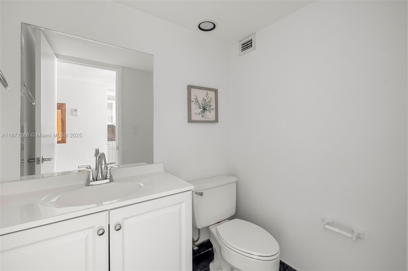 1915 Brickell Ave # C405