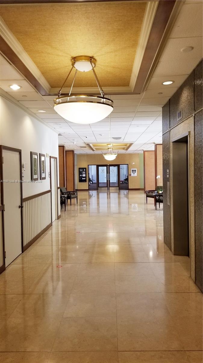 1915 Brickell Ave # C405