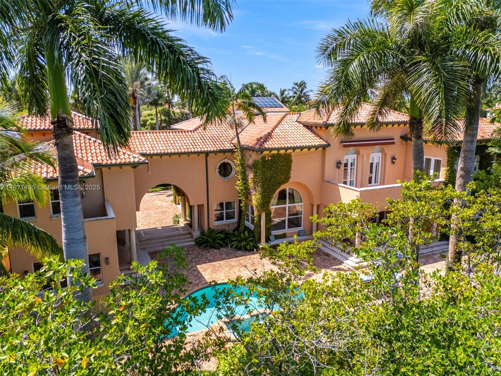 104 Paloma Dr