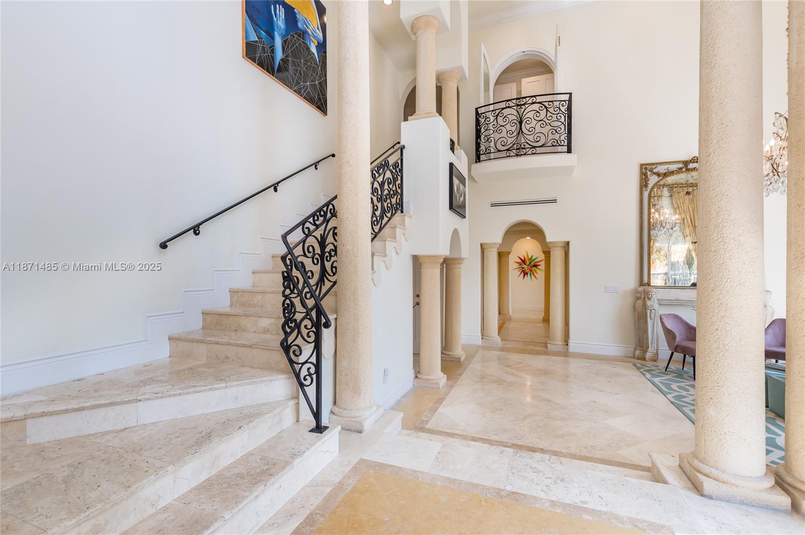 104 Paloma Dr