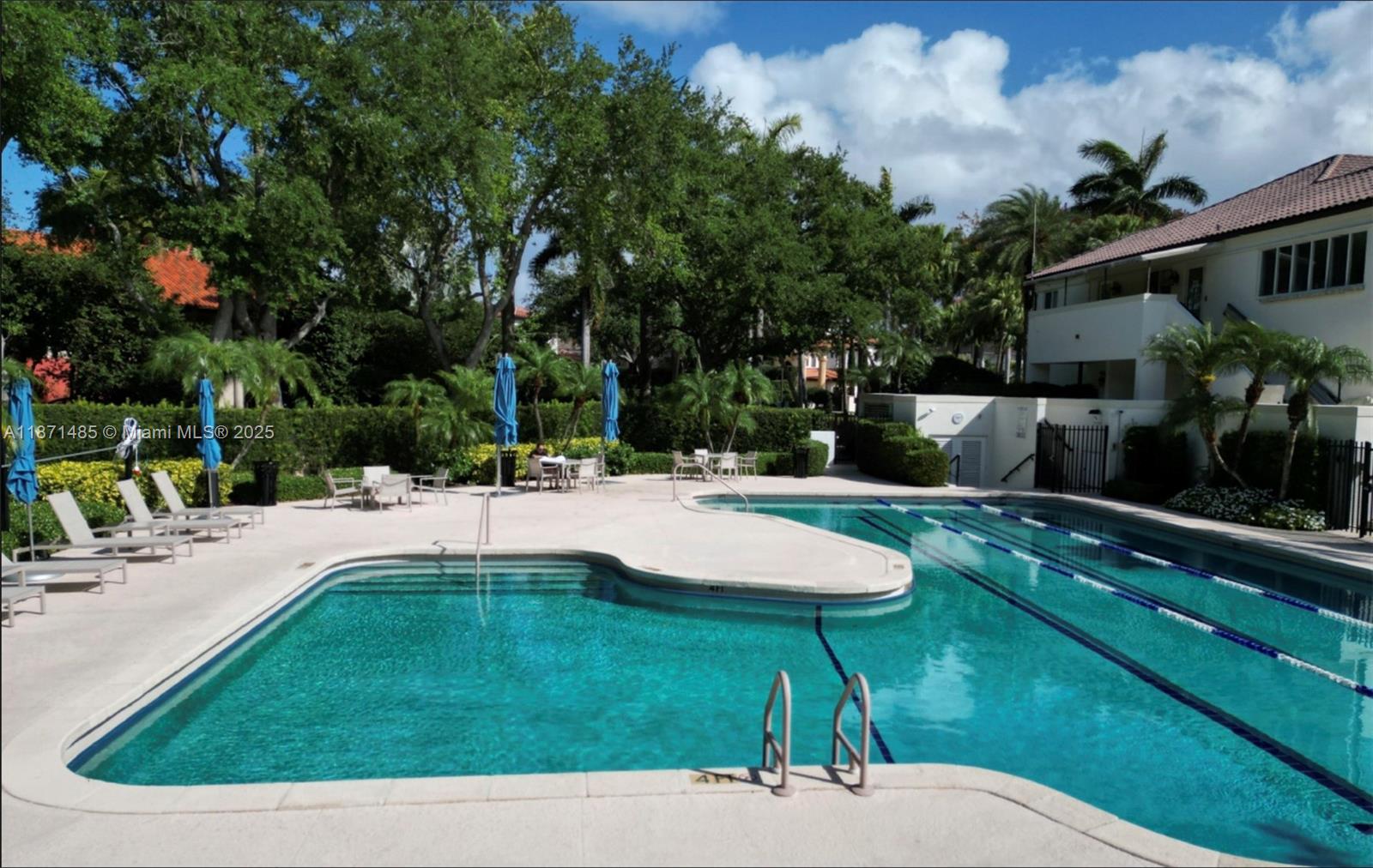 104 Paloma Dr