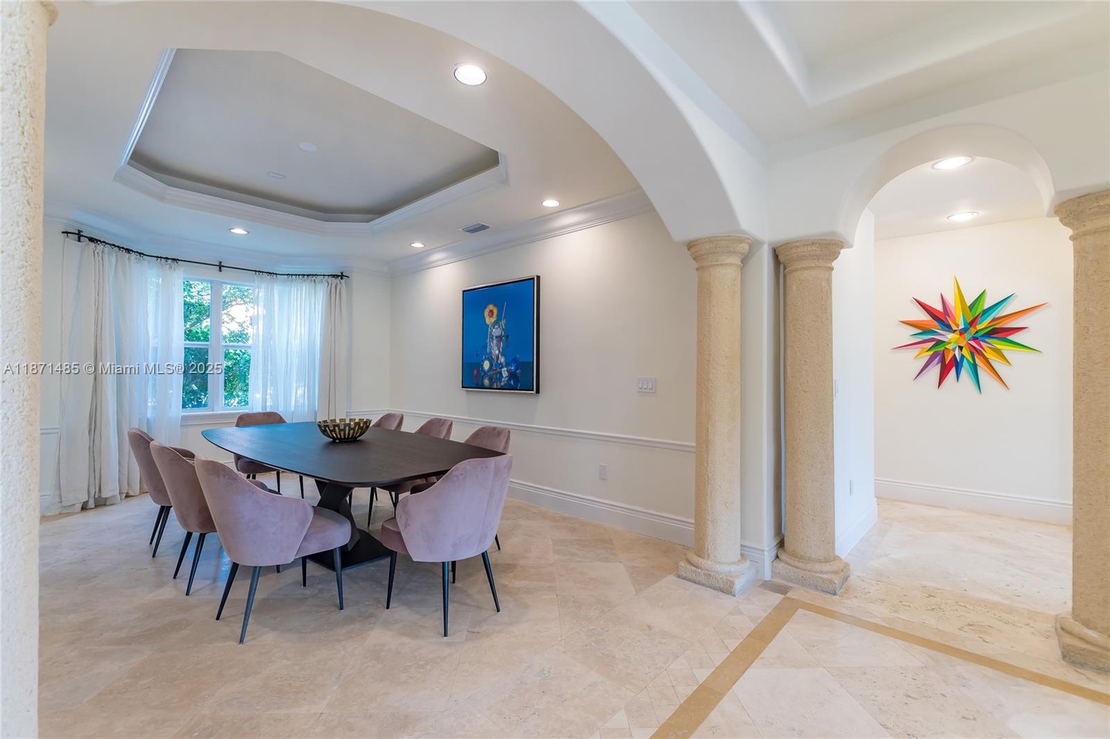 104 Paloma Dr