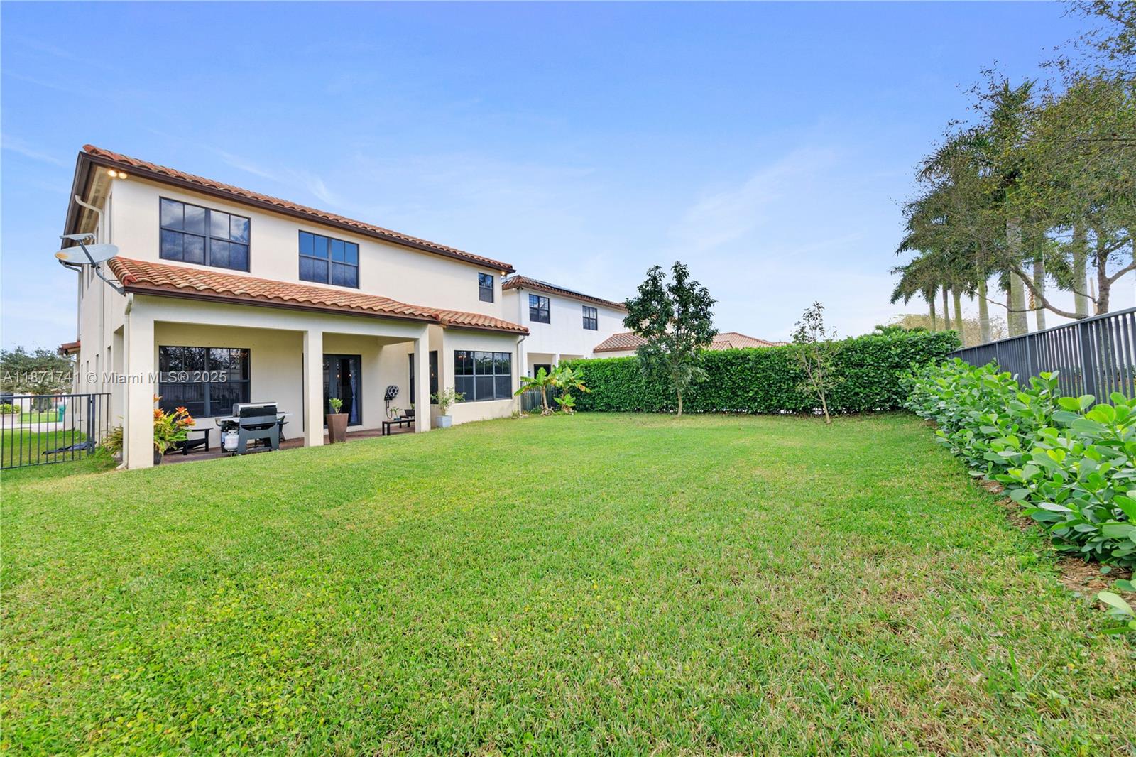 8352 NW 26th Ct # 8352