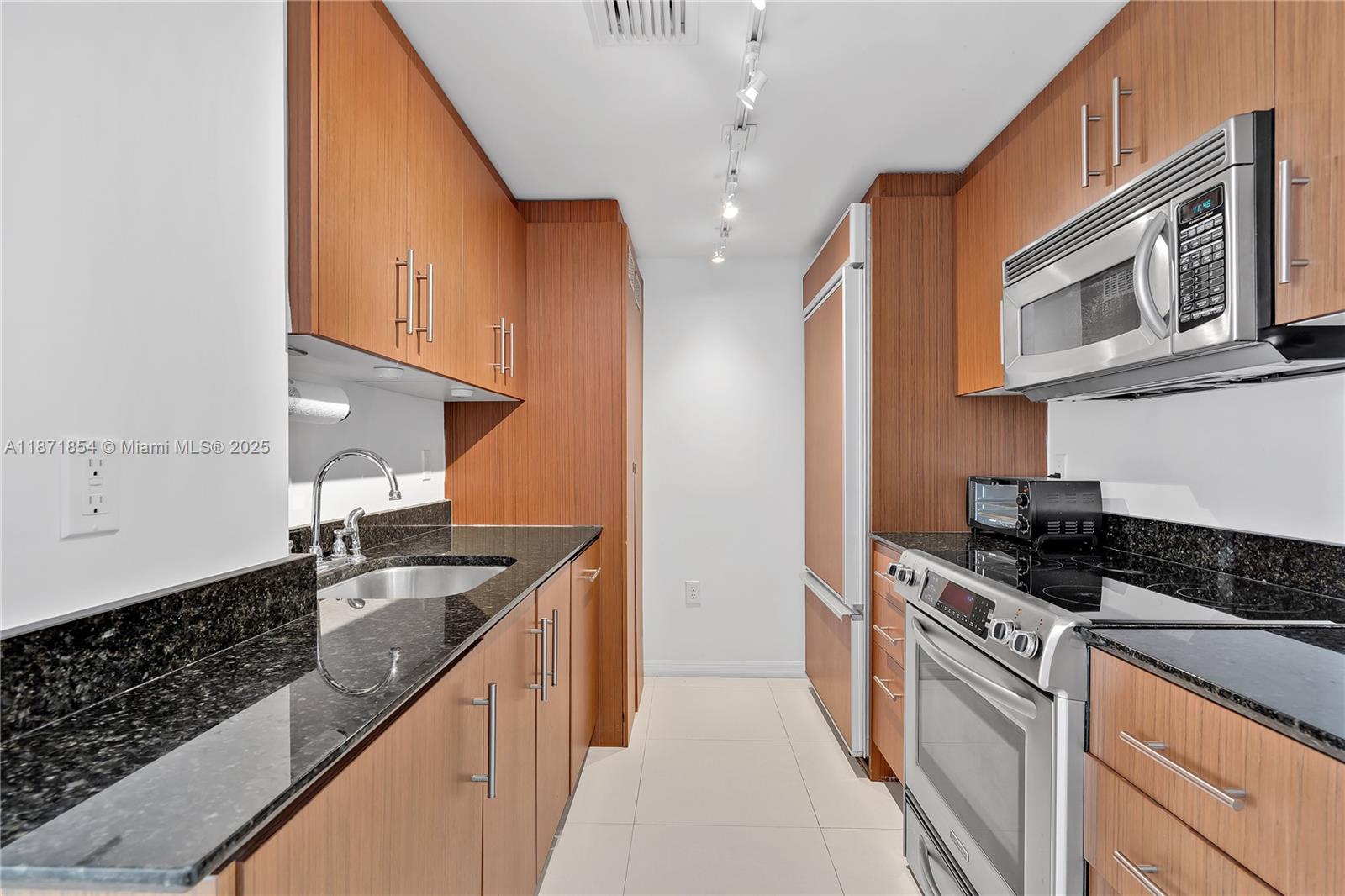 10275 Collins Ave # 417